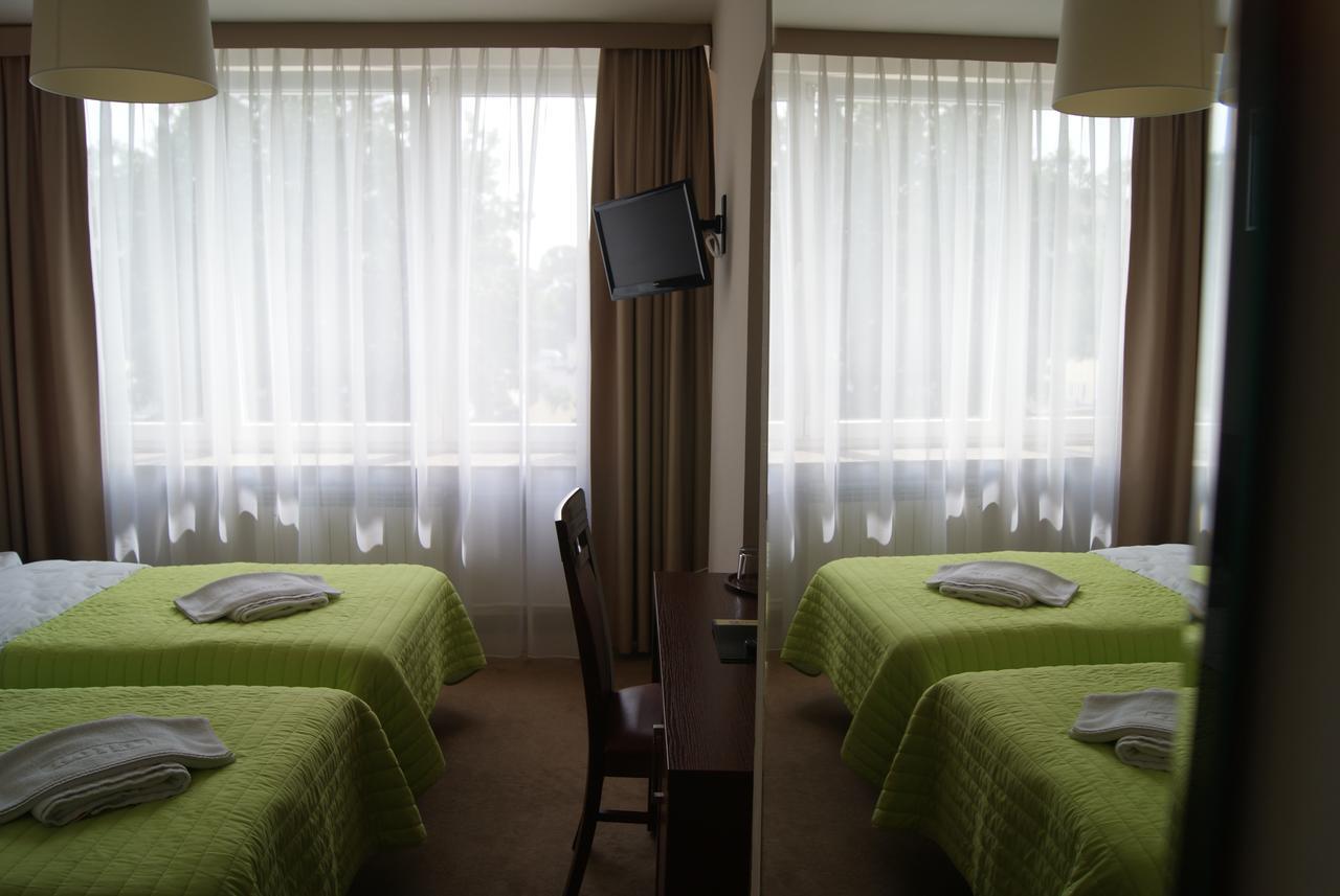 Hotel Pzmot Lublin Exteriör bild